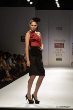 Model walk the ramp for Nalandda Show at Wills Lifestyle India Fashion Week 2012 day 3 on 8th Oct 2012 (61).JPG